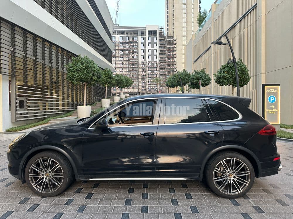 Used Porsche Cayenne Base 2015