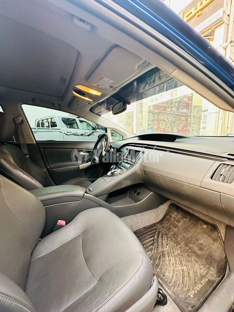 تويوتا بريوس Limited 2011 مستعملة