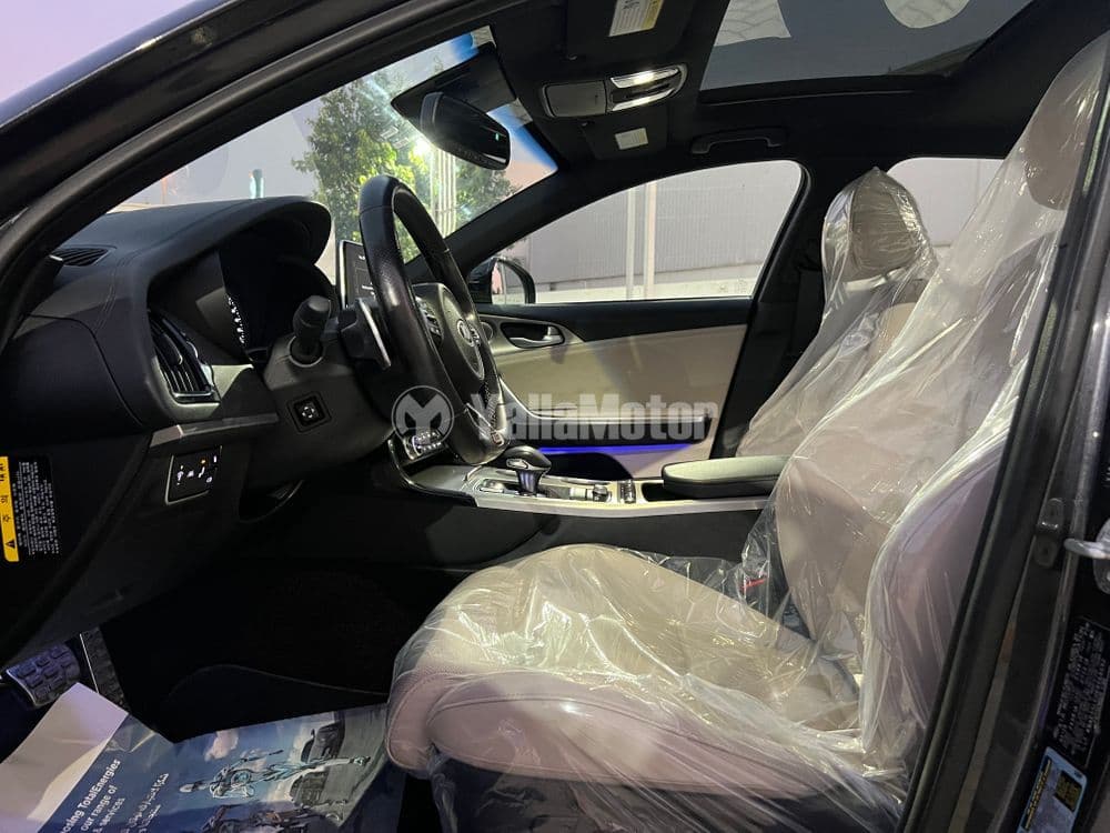 كيا ستينجر 3.3T AWD Full Option Special Edition 370 PS 2019 مستعملة