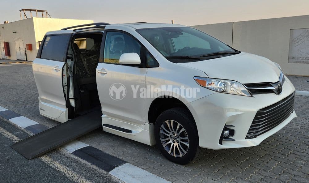 Used Toyota Sienna 2019