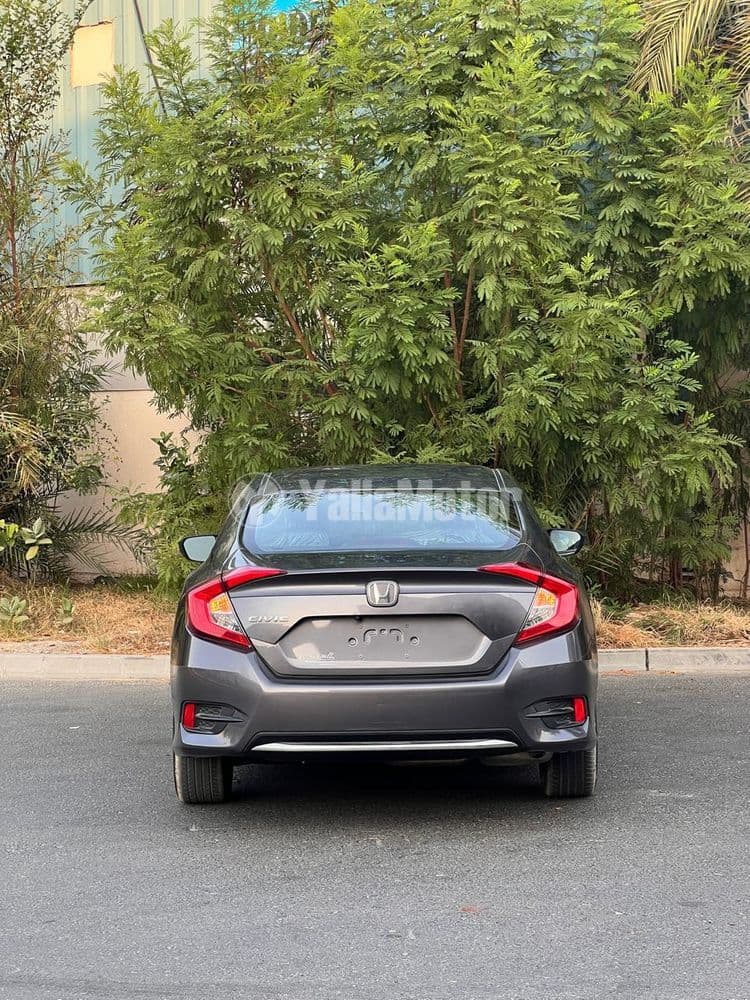 مستعملة هوندا سيفيك 2.0 ال اكس آي 2019