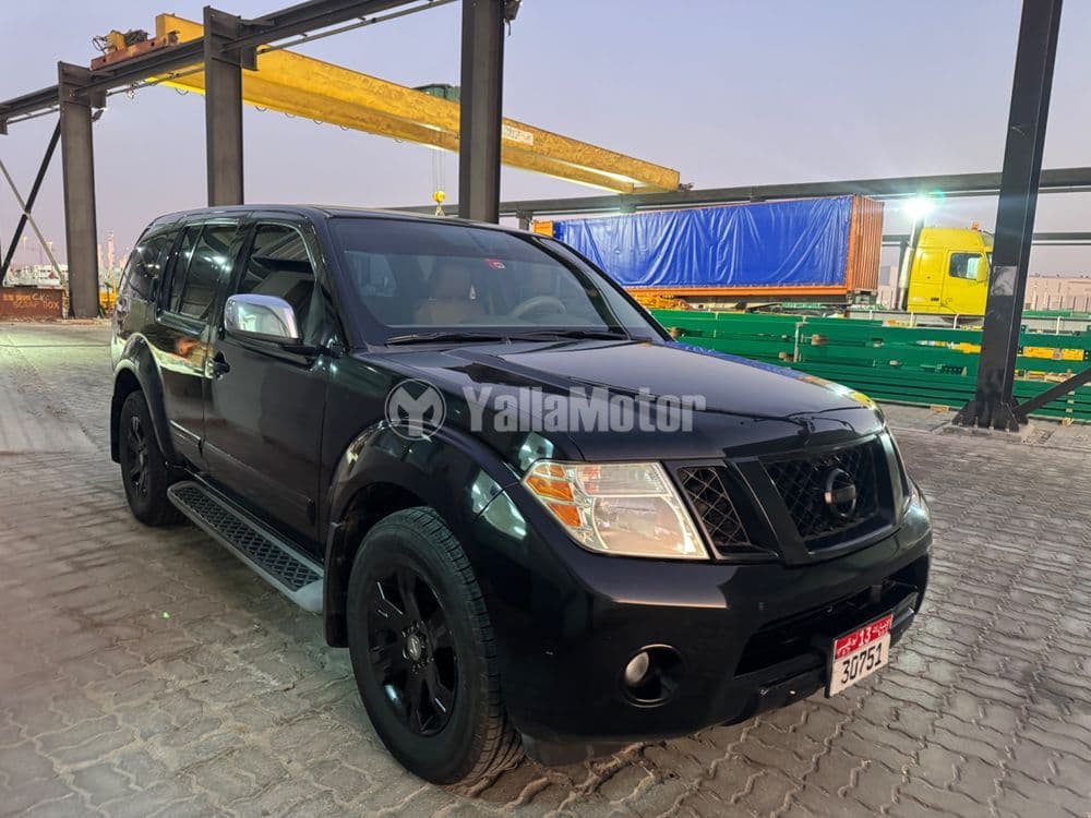 مستعملة نيسان باثفايندر 3.5L SL 4WD 7 Seater 2010