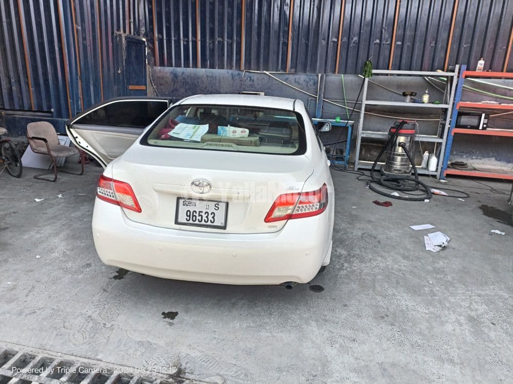 Used Toyota Camry 2.5L GLX 2010