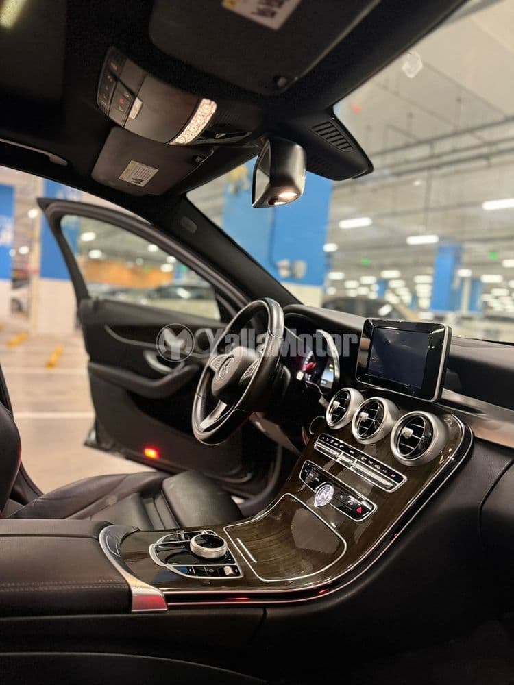 Used Mercedes-Benz 300 2018