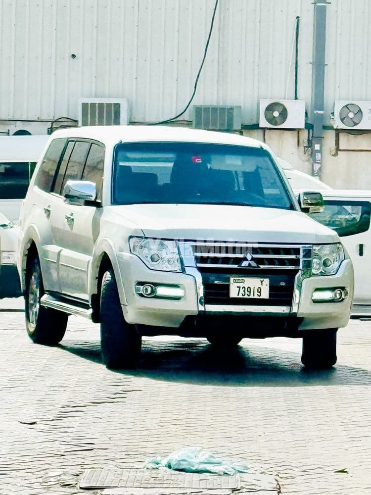Used Mitsubishi Pajero 2017