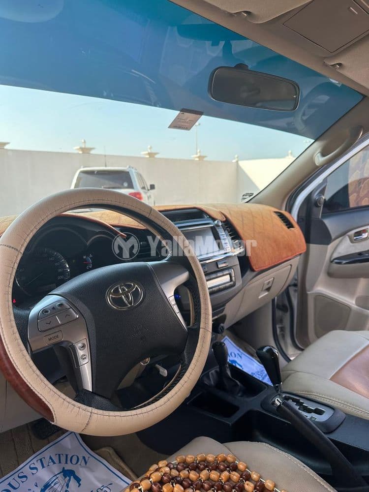 مستعملة تويوتا فورتشنر 4.0L GXR 2015