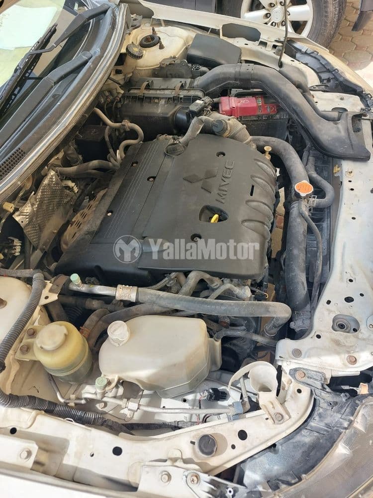 ميتسوبيشي لانسر إي اكس 2.0L 2011 مستعملة