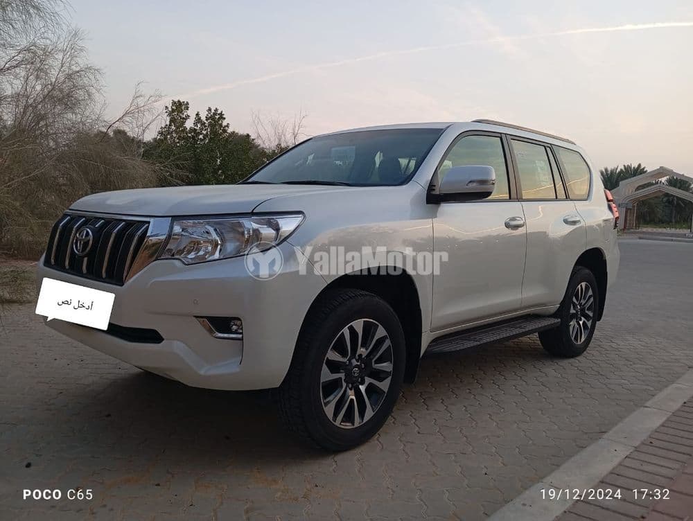 Used Toyota Land Cruiser Prado 4.0L GXR 2023