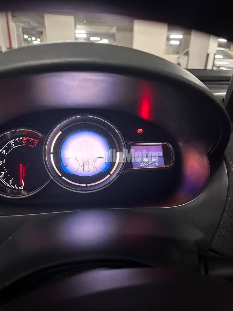 مستعملة رينو فلوينس 4 Door 1.6L CVT 2016