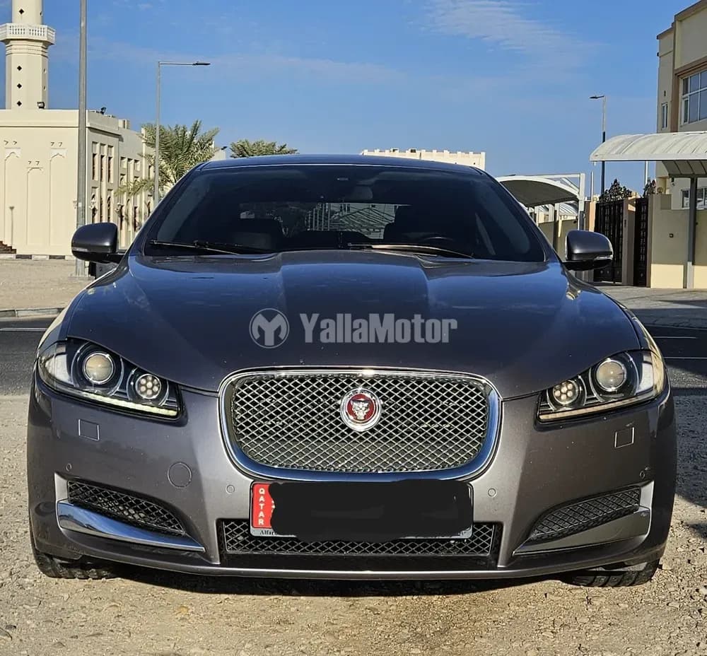 Used Jaguar XF 2.0T S (250 PS) 2015