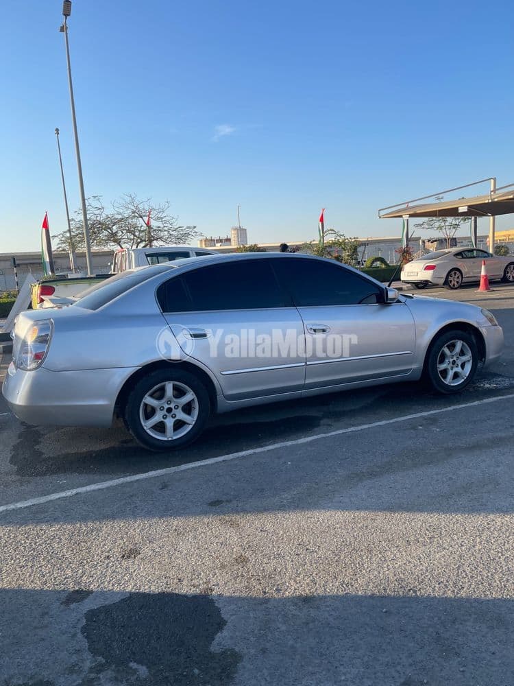 نيسان التيما 2.5 SL 2005 مستعملة