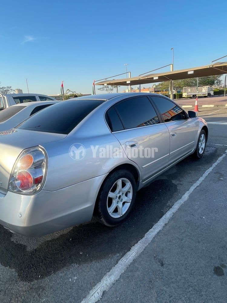 نيسان التيما 2.5 SL 2005 مستعملة