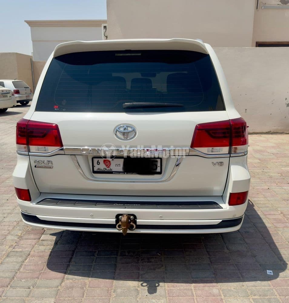 Used Toyota Land Cruiser 4.6 GXR 2020