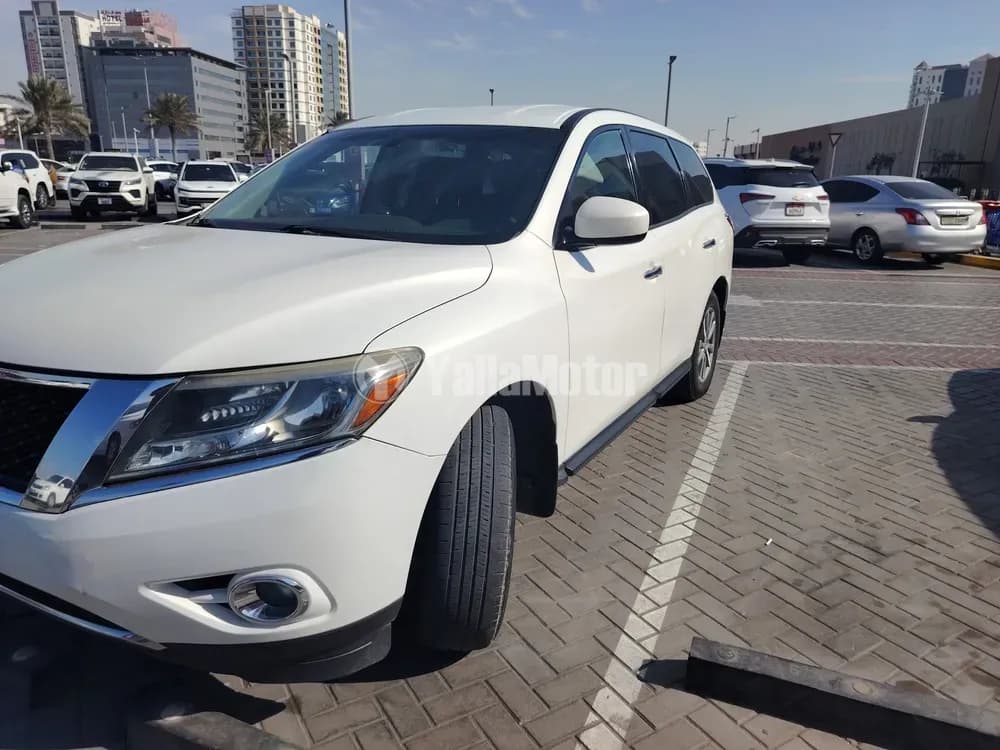 Used Nissan Pathfinder 3.5L S 2WD 2014