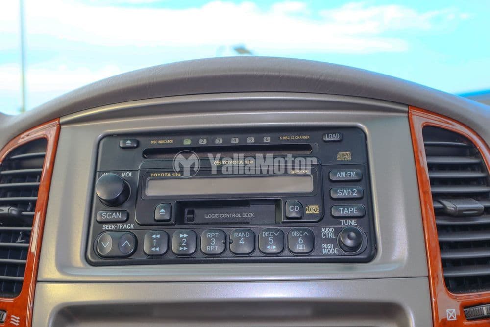 مستعملة تويوتا لاند كروز 5 Door 4.6L 2005