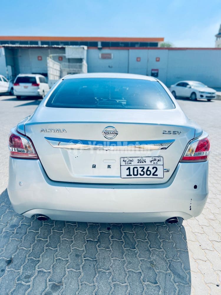 Used Nissan Altima 2.5 SV 2013