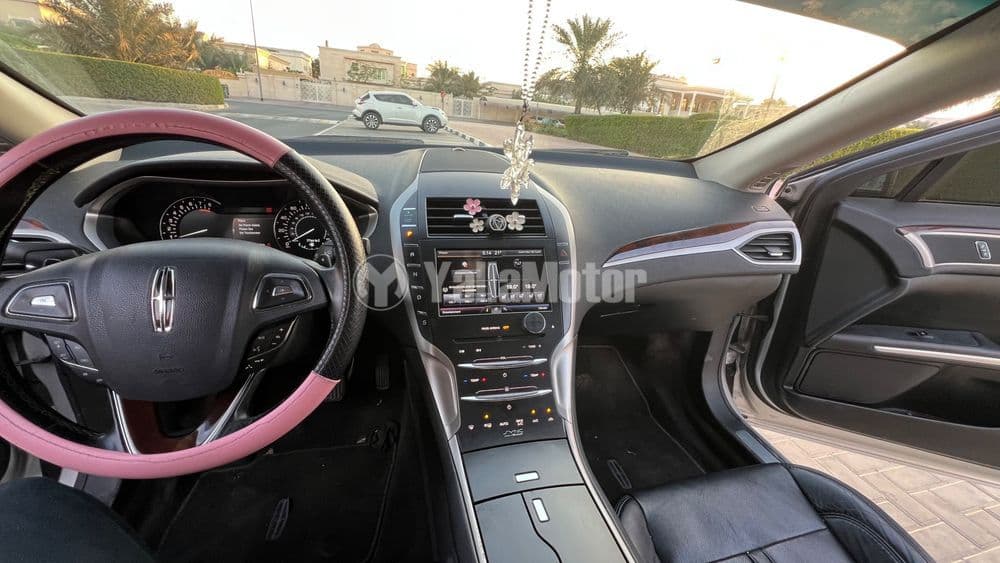 مستعملة لينكون ام كاي زي 2.0L Premier 2015