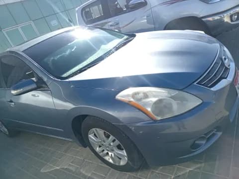Used Nissan Altima 2.5 S 2010