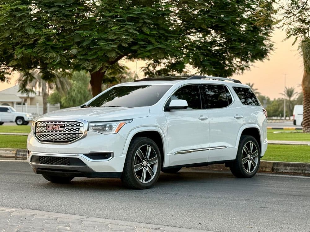 جي إم سي أكاديا دينالي دينالي 2018 مستعملة