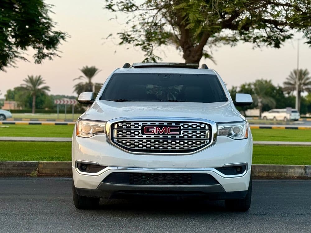 جي إم سي أكاديا دينالي دينالي 2018 مستعملة