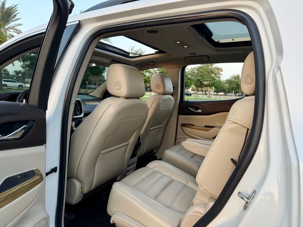 جي إم سي أكاديا دينالي دينالي 2018 مستعملة