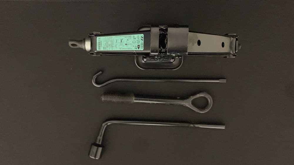 Used Hyundai Elantra 2023