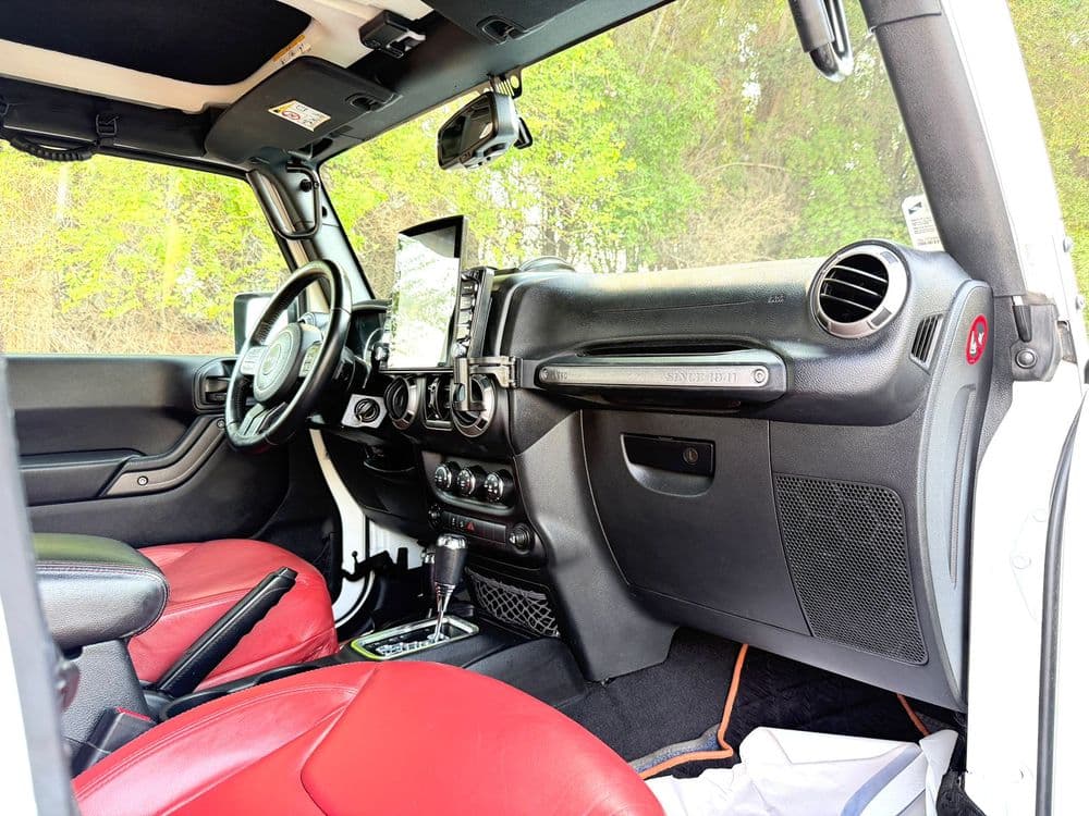 Used Jeep Wrangler Sport 3.6L Auto Renegade 2017