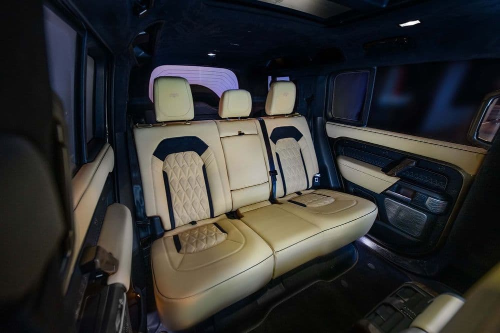 مستعملة لاند روفر ديفندر 110 HSE P400 2024