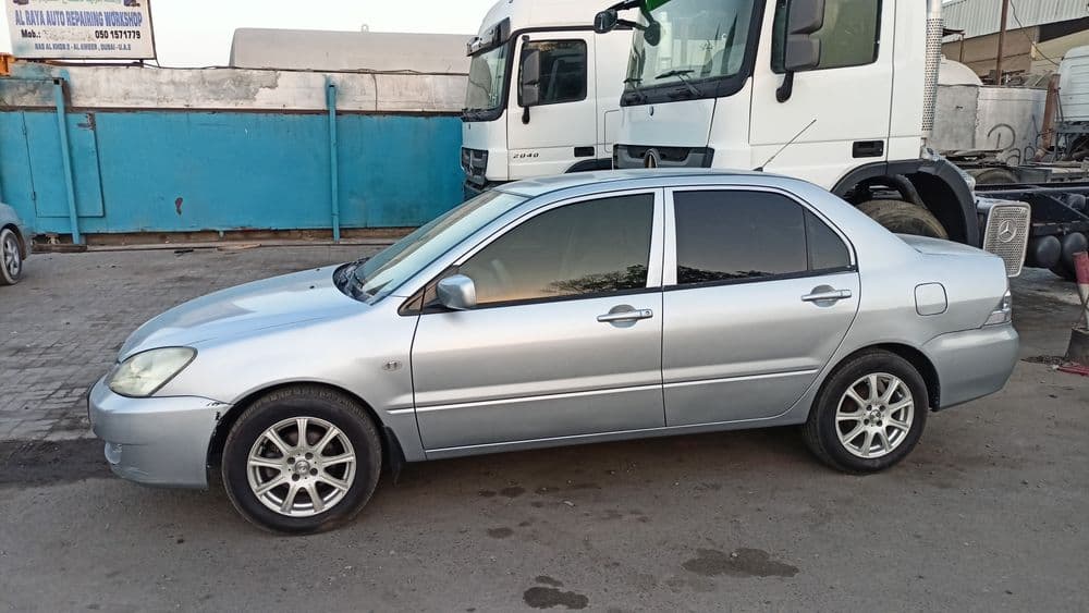 مستعملة ميتسوبيشي لانسر 1.3L Automatic 2010