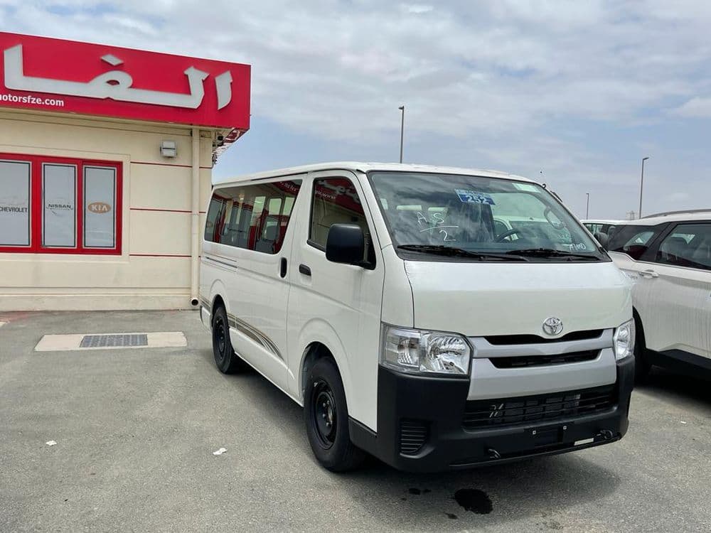 الجديد تويوتا هايس 2.5L Commuter M/T 2025