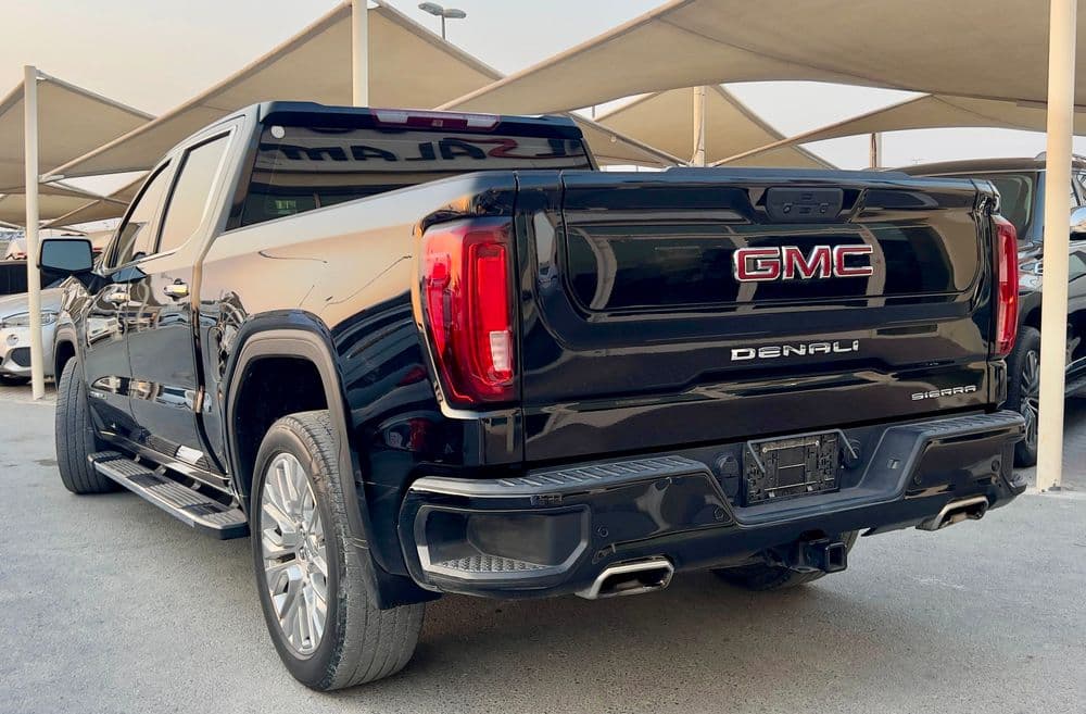 Used GMC Sierra Denali 6.2L V8 All Wheel Drive 2022