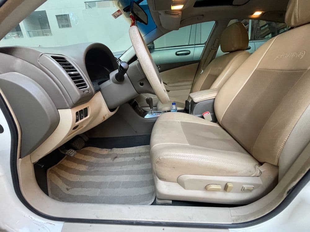 Used Nissan Altima 2.5 SV 2011