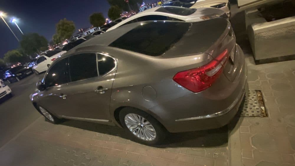 مستعملة كيا كادنزا 3.3L MPI Base 2015