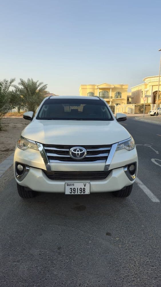 مستعملة تويوتا فورتشنر 4.0L GXR 2018