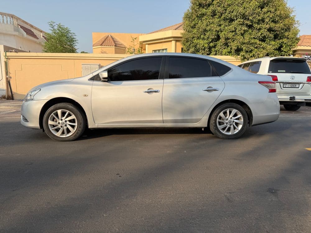 نيسان سنترا 1.6L S 2015 مستعملة