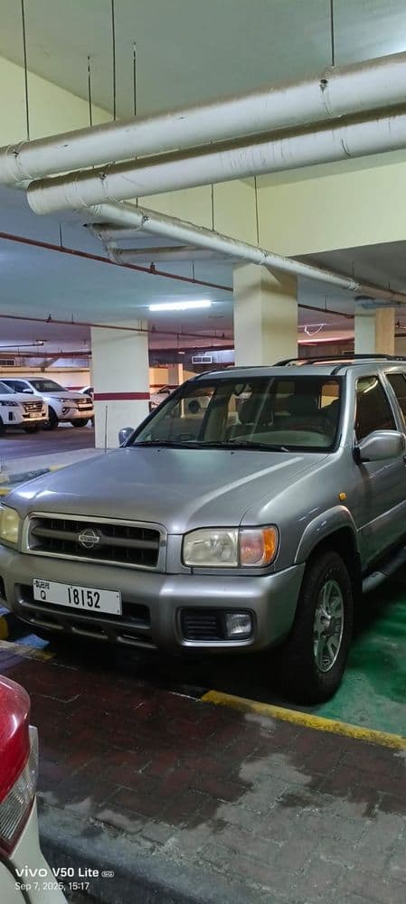 نيسان باثفايندر SE 2001 مستعملة