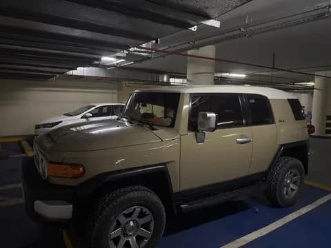 Used Toyota FJ Cruiser 4.0L GXR 2017