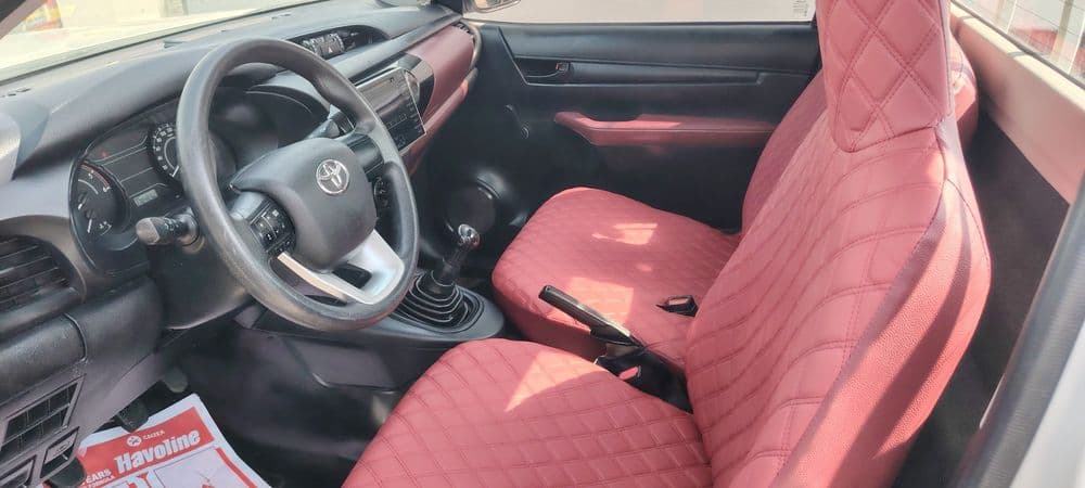 تويوتا هايلكس 2.0L Single Cab 4x2 2016 مستعملة