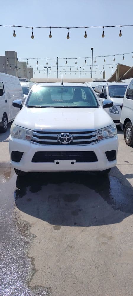 تويوتا هايلكس 2.0L Single Cab 4x2 2016 مستعملة