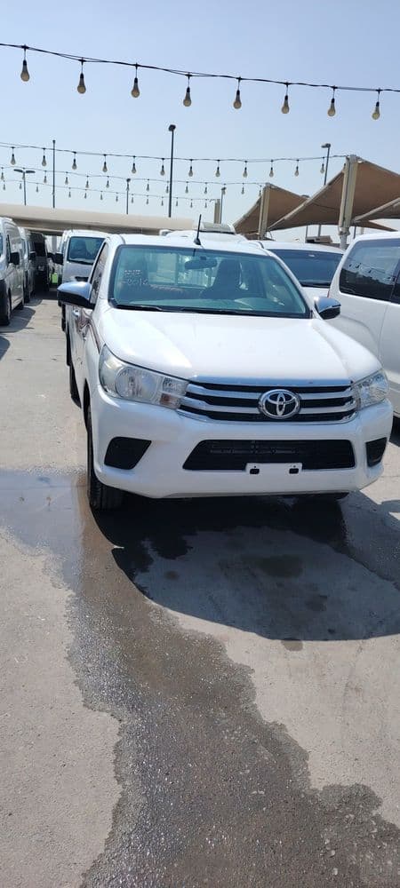 تويوتا هايلكس 2.0L Single Cab 4x2 2016 مستعملة