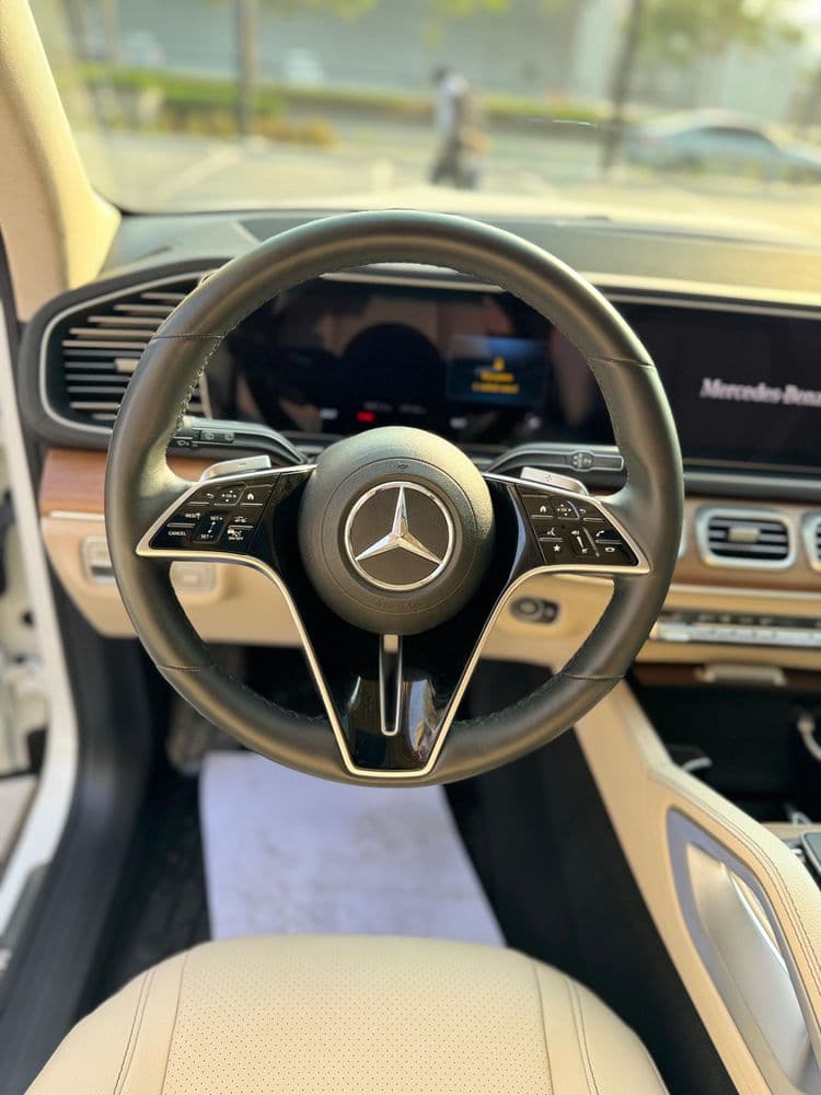 Used Mercedes-Benz GLS 450 4MATIC 2024