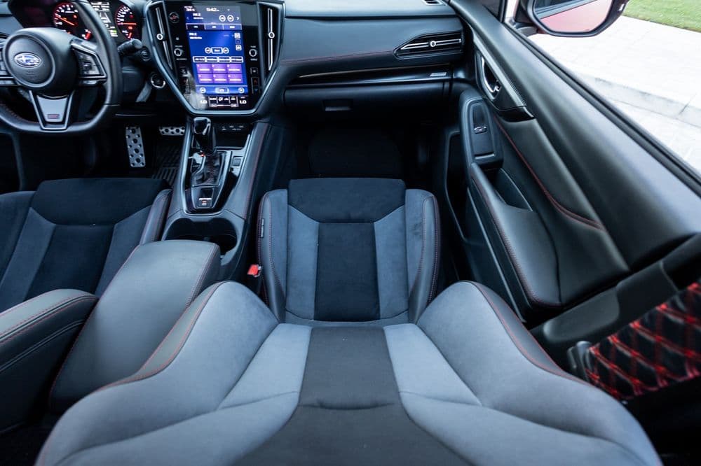 سوبارو WRX-اس تي آي 2022 مستعملة