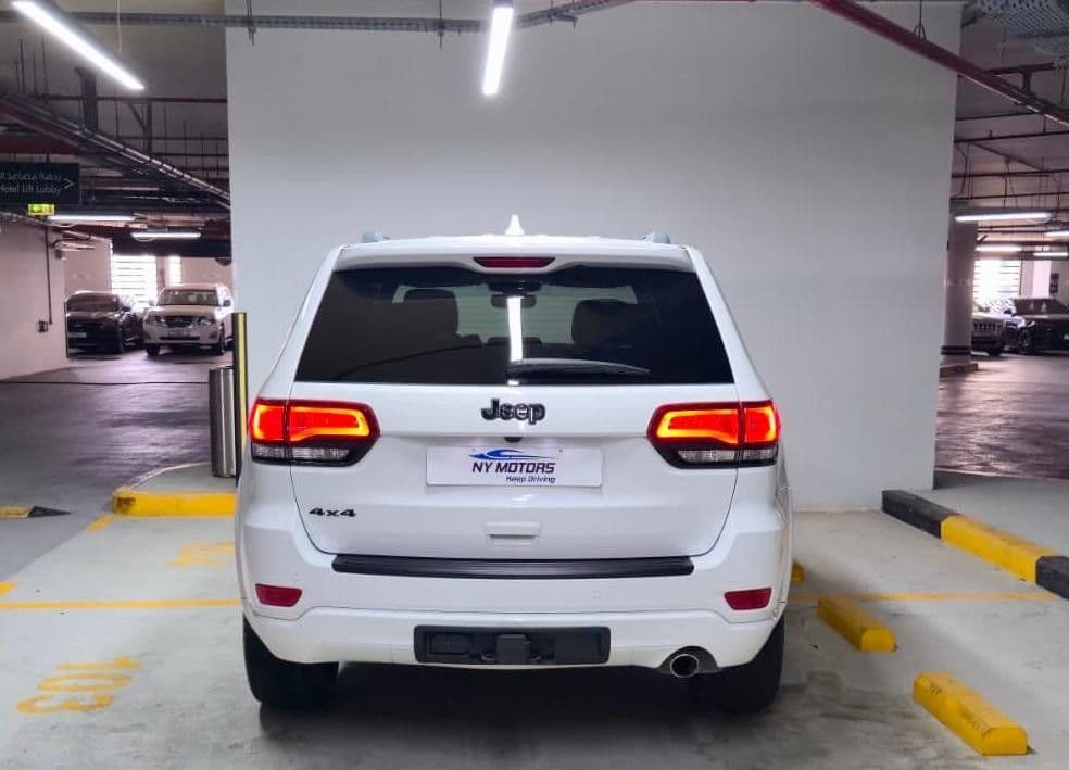 مستعملة جيب شيروكي 2020