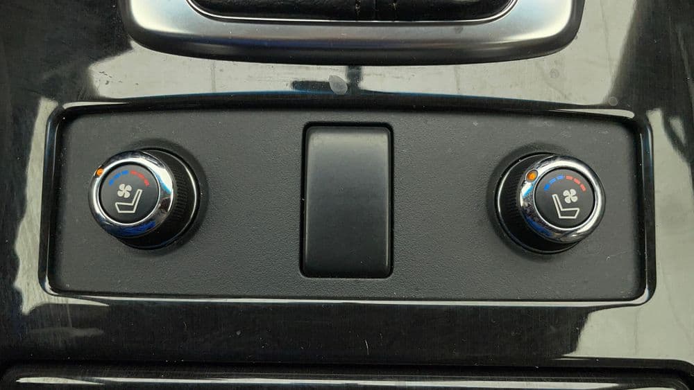 Used Infiniti QX70 2020