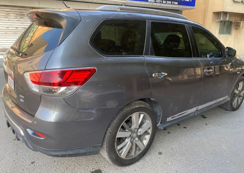 Used Nissan Pathfinder 3.5L SV 4WD 2015