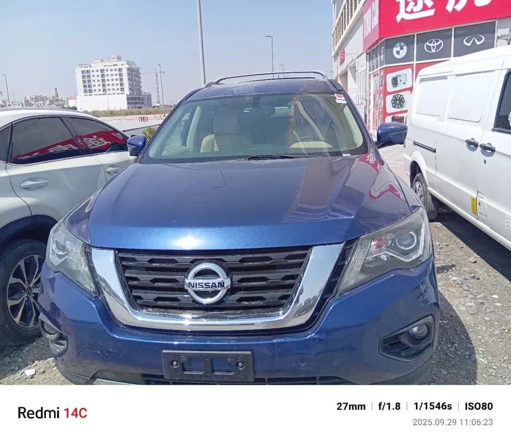 Used Nissan Pathfinder 3.5L SL 4WD 2017