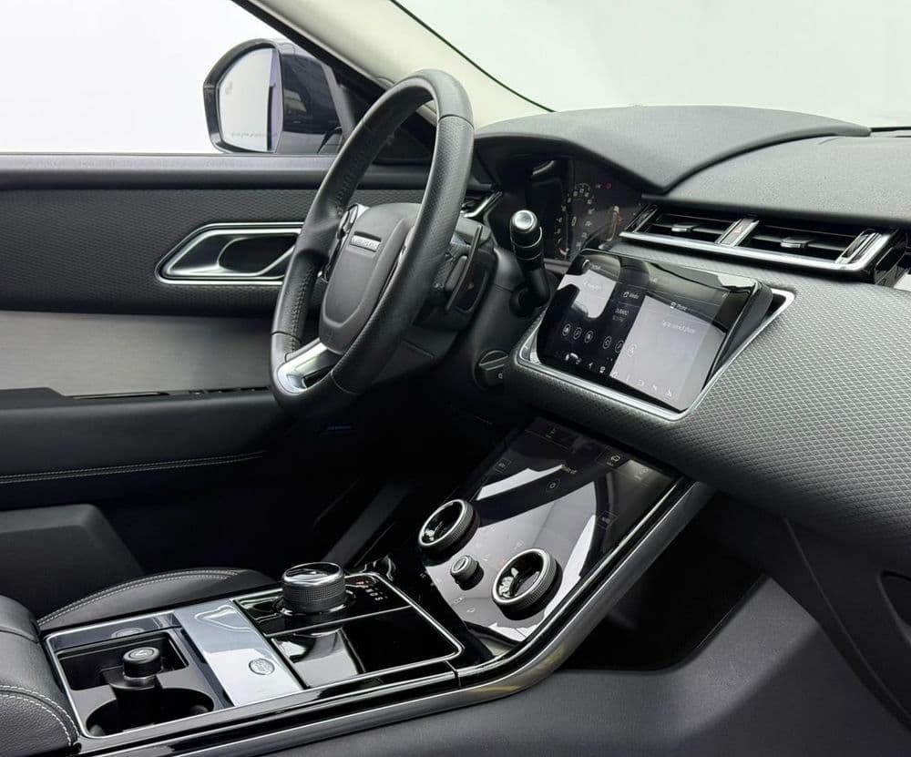 Used Land Rover Range Rover Velar 2.0L S (250 PS) 2020
