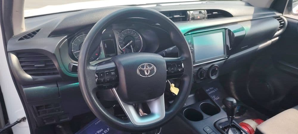 تويوتا هيلوكس 2.7 Double Cab 4x2 A/T Top 2022 مستعملة