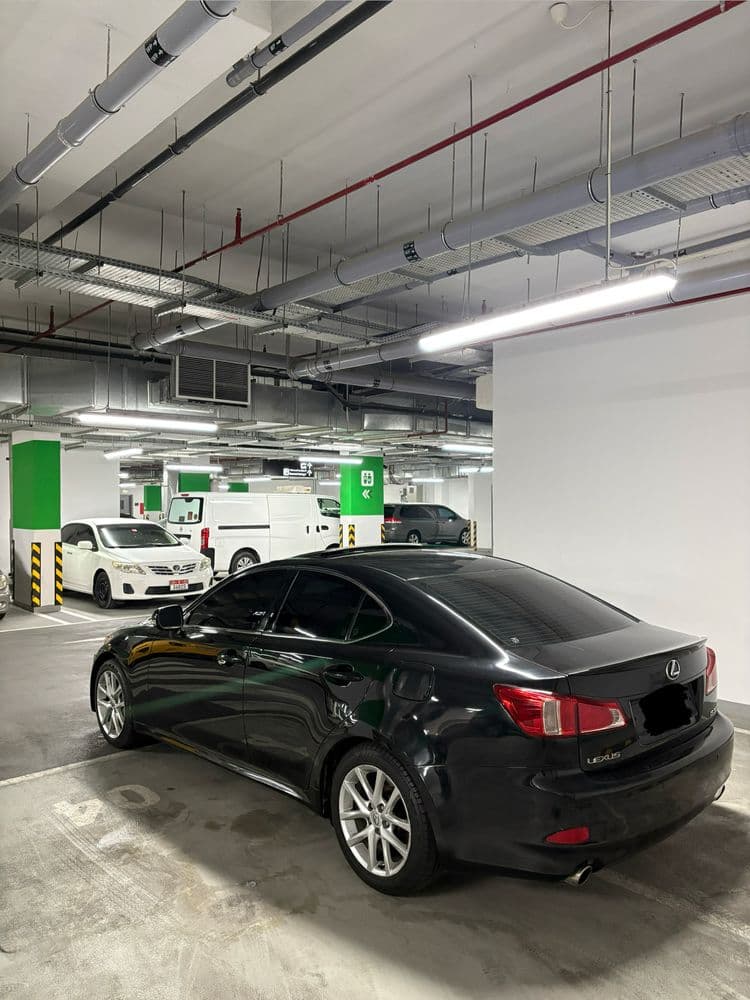 مستعملة لكزس IS300 2011