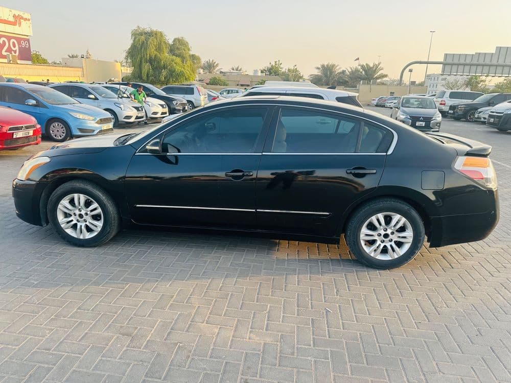 Used Nissan Altima 2.5 SL 2011